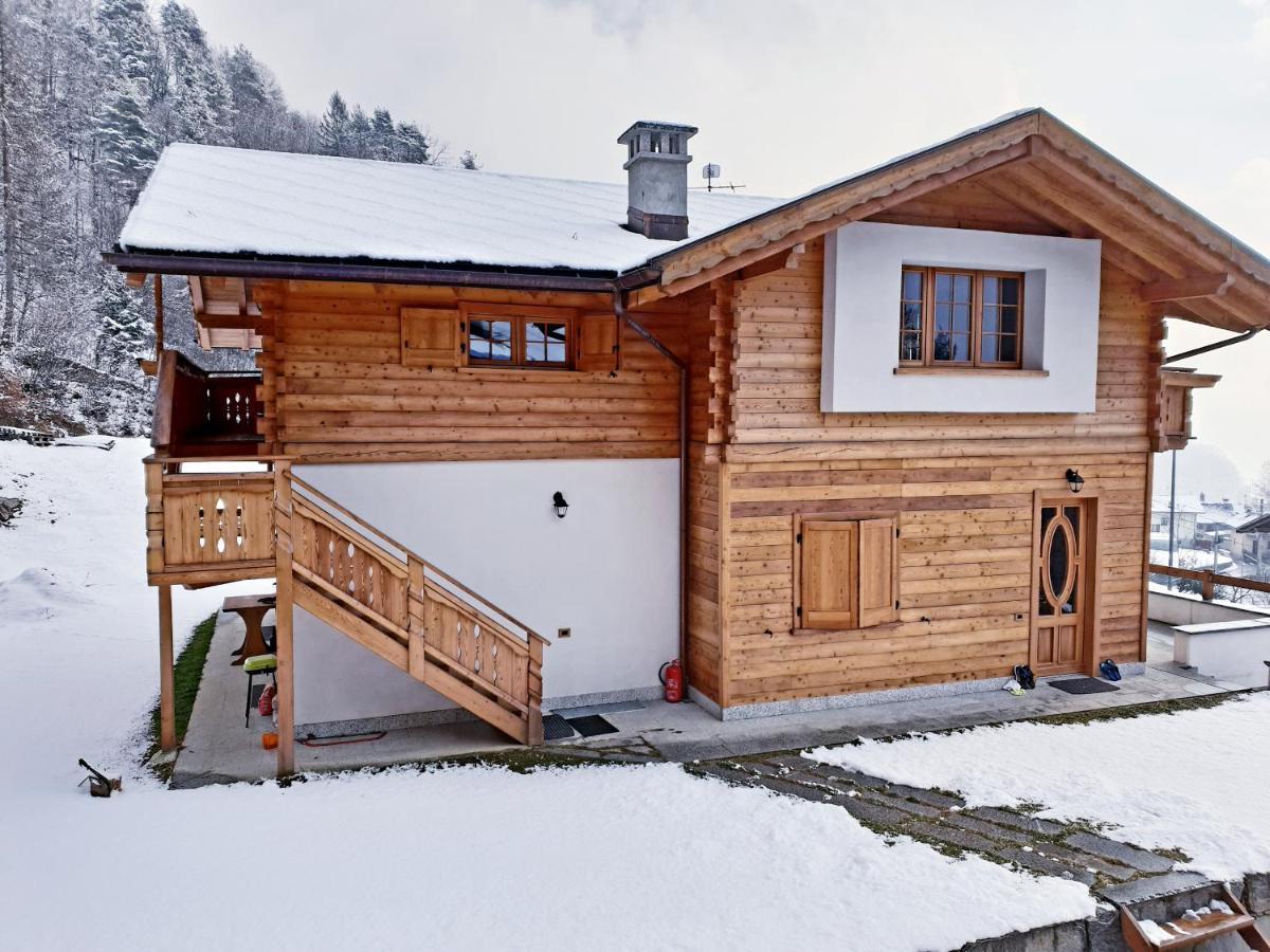 Вилла Casa Vacanza In Tipico Chalet Di Montagna Варцо Экстерьер фото