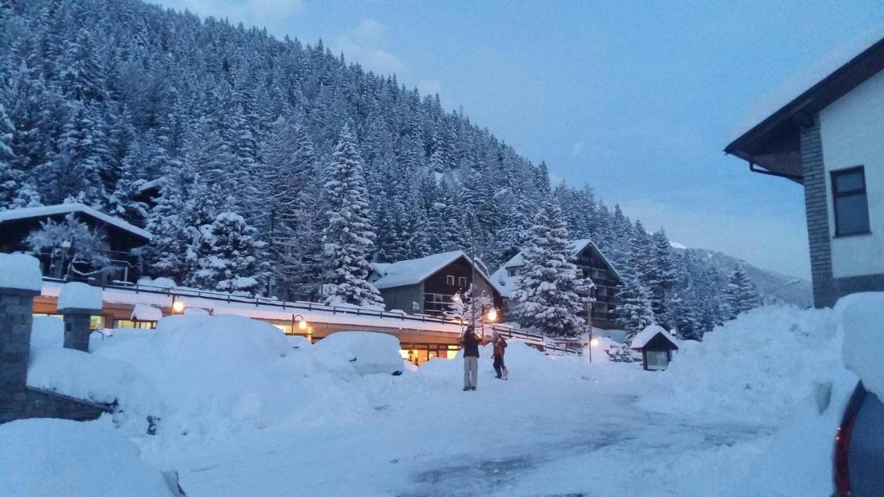 Вилла Casa Vacanza In Tipico Chalet Di Montagna Варцо Экстерьер фото