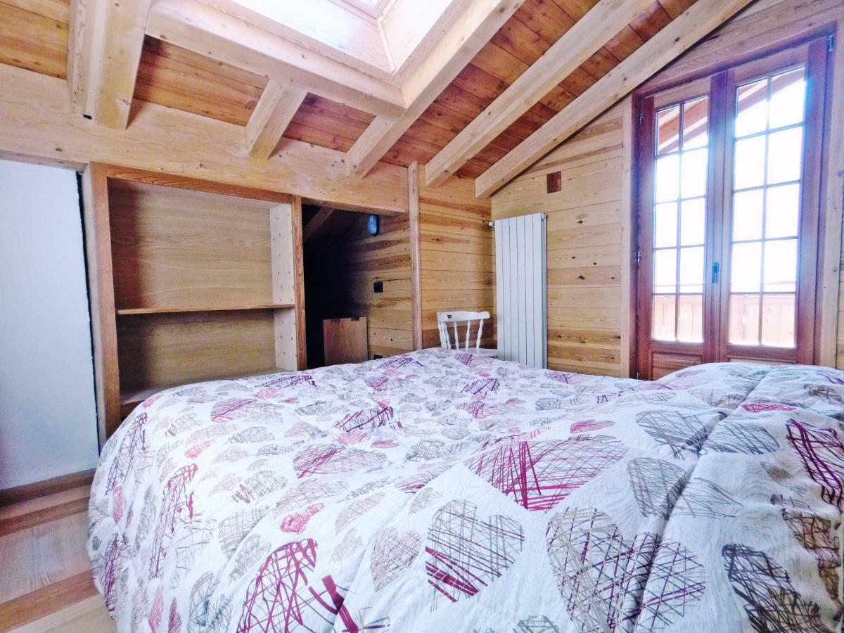 Вилла Casa Vacanza In Tipico Chalet Di Montagna Варцо Экстерьер фото