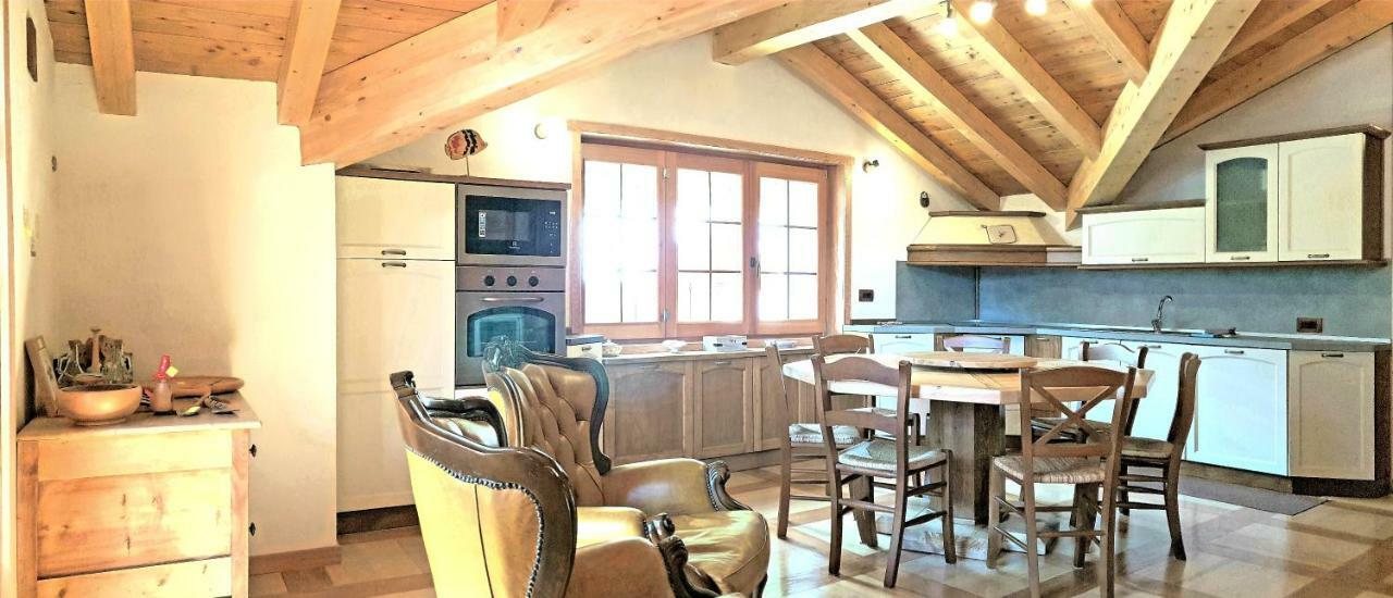Вилла Casa Vacanza In Tipico Chalet Di Montagna Варцо Экстерьер фото